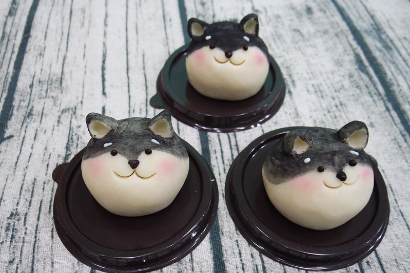 Kawaii dog wagashi