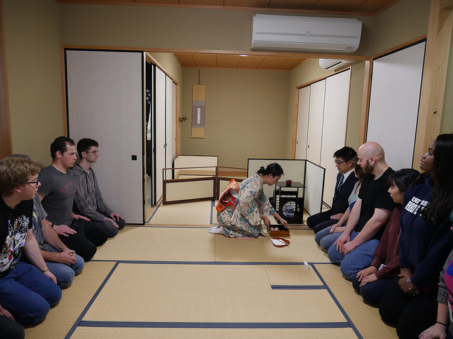 KCP Fall 2016 Students Experience Chanoyu